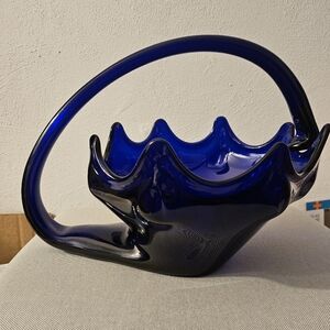 Vintage Cobalt Blue‎ Glass Scalloped Bowl With Handle